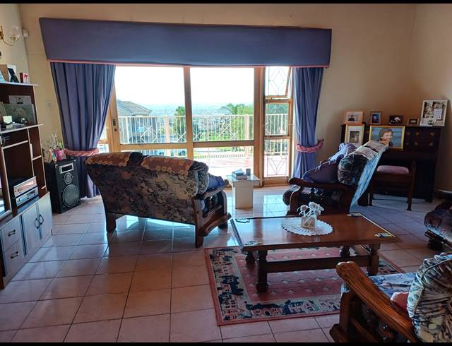 4 BEDROOM HOUSE FOR SALE IN ASPEN HEIGHTS